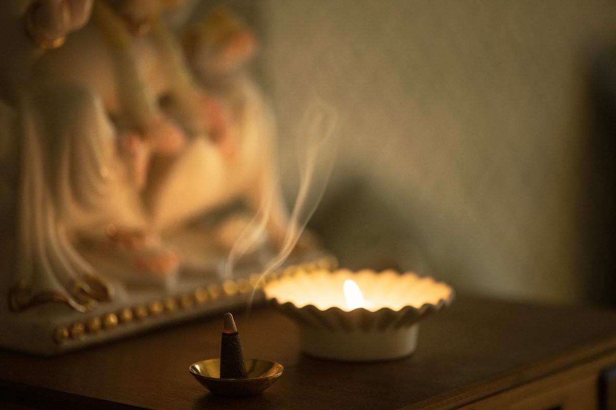 Candlelight and incense in the studio at Atelier108